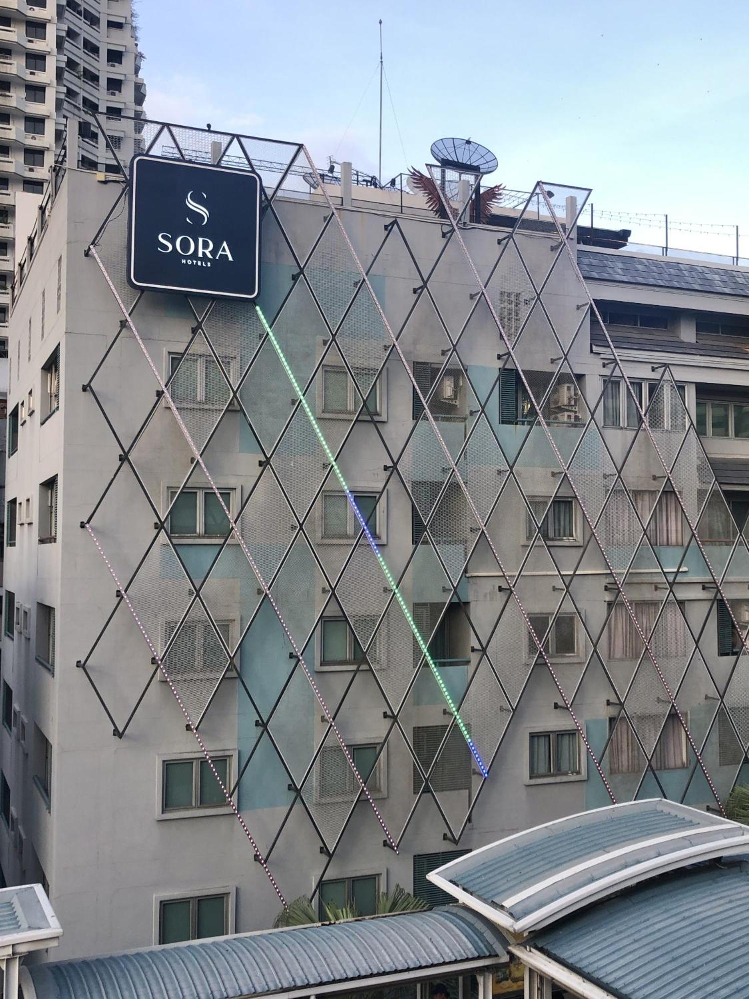 Sora Hotel Silom Bangkok Eksteriør billede